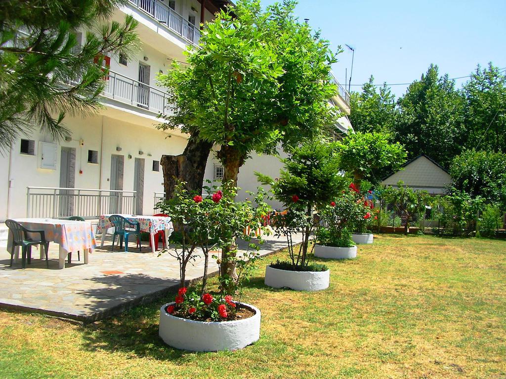Apartments Ziogas Paralia Skotinis Luaran gambar
