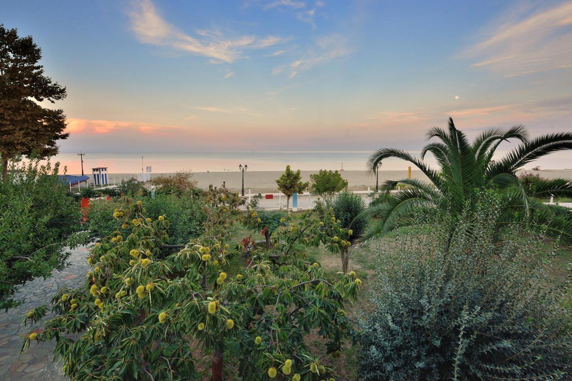 Apartments Ziogas Paralia Skotinis Luaran gambar